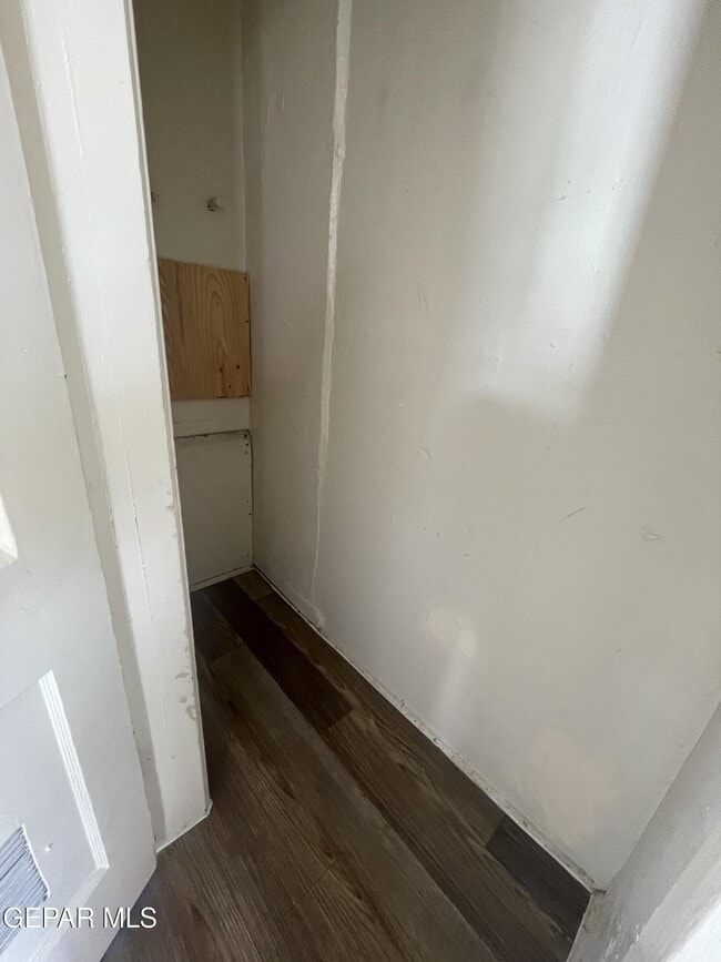 Building Photo - 8167 Josephine Cir