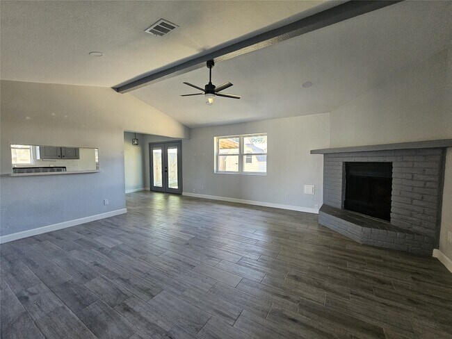 Building Photo - 2519 Piddler Dr