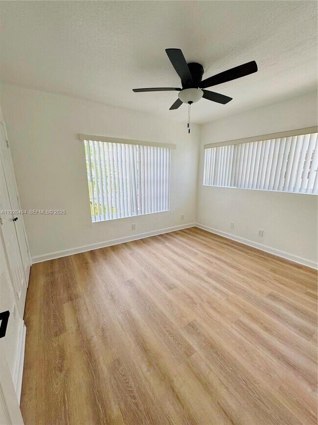 Building Photo - 350 84th St