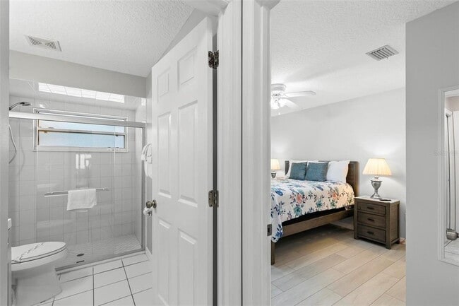 Building Photo - 61 Farmsworth Dr