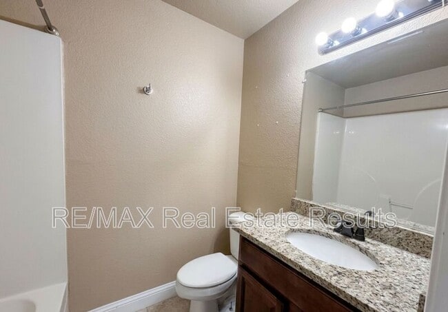 Building Photo - 1521 N Dawn Dr
