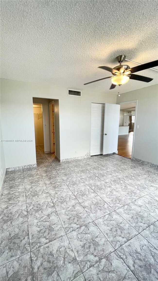 Building Photo - 3703 NE 166th St