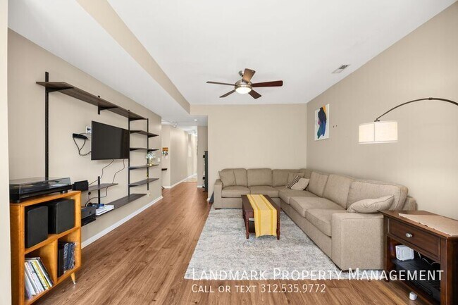 Building Photo - 4701 N Campbell Ave