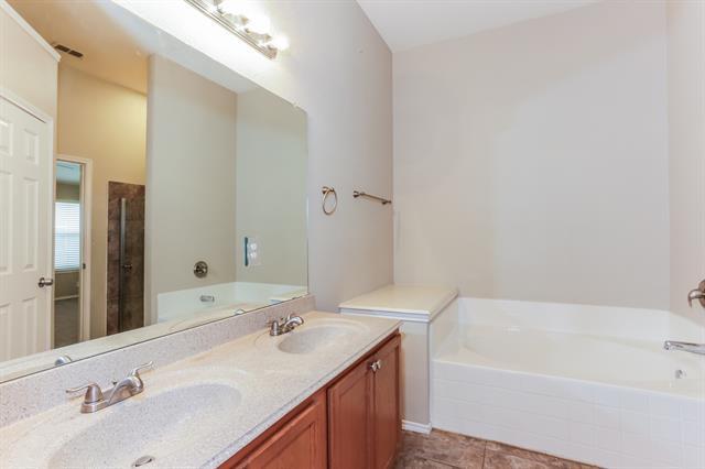 Building Photo - 1723 Katrina Ln