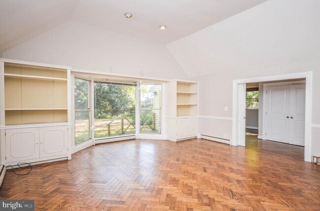 Building Photo - 7205 46th St