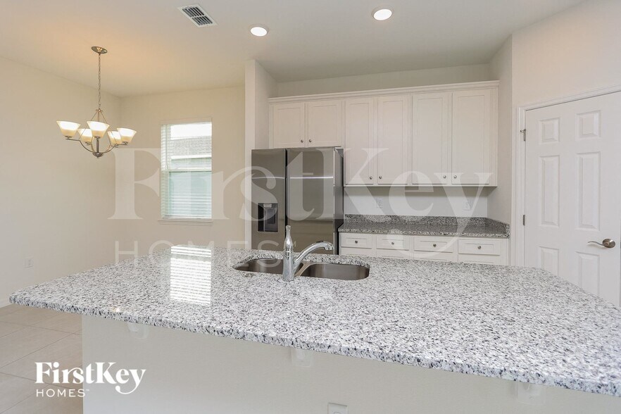 Building Photo - 129 Windsor Reserve Dr