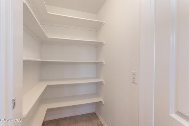Building Photo - 12057 Falcon Crest Way