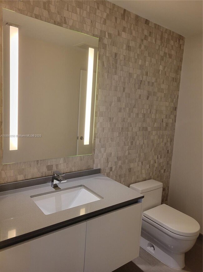 Building Photo - 88 SW 7th St