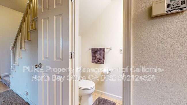 Building Photo - 2024 Northfield Dr