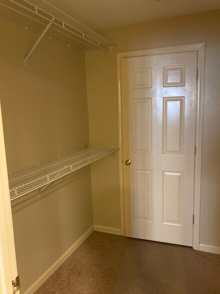Master Closet - 2350 Montevallo Rd