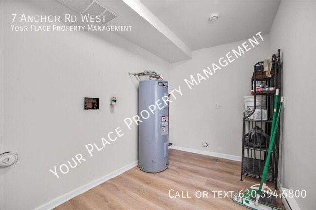 Building Photo - 7 W Anchor Rd