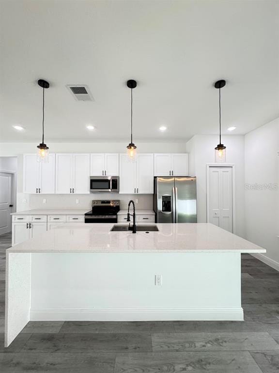 Building Photo - 10290 N Biscayne Dr