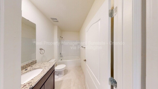 Building Photo - 2116 Silver Brk Wy