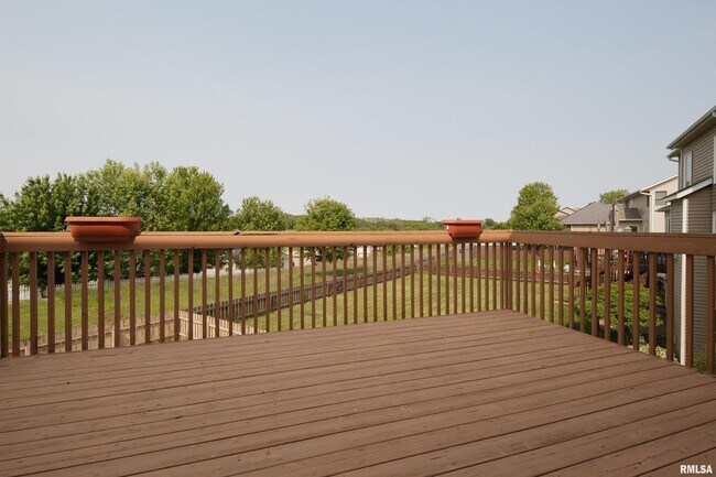 Building Photo - 1105 Wild W Dr