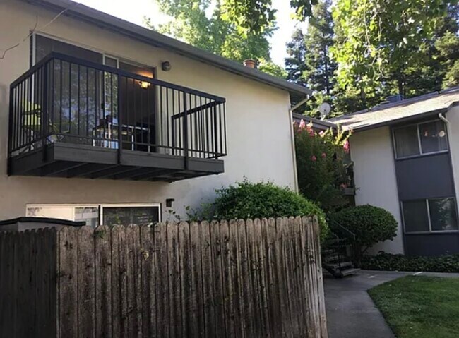 Building Photo - 2950 Marconi Ave