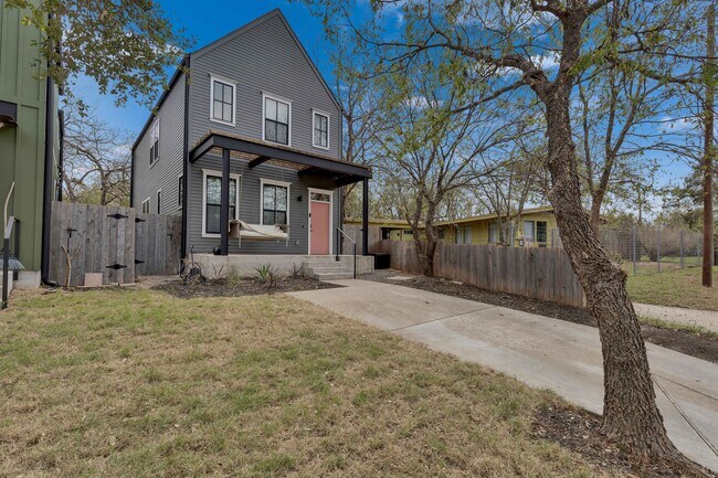 Building Photo - 4631 Marlo Dr