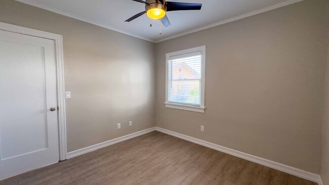 Building Photo - DL Georgia