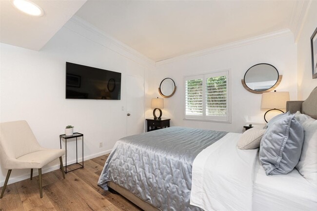 Building Photo - Huntington Harbor Lifestyle - Location, Location, Perfection!