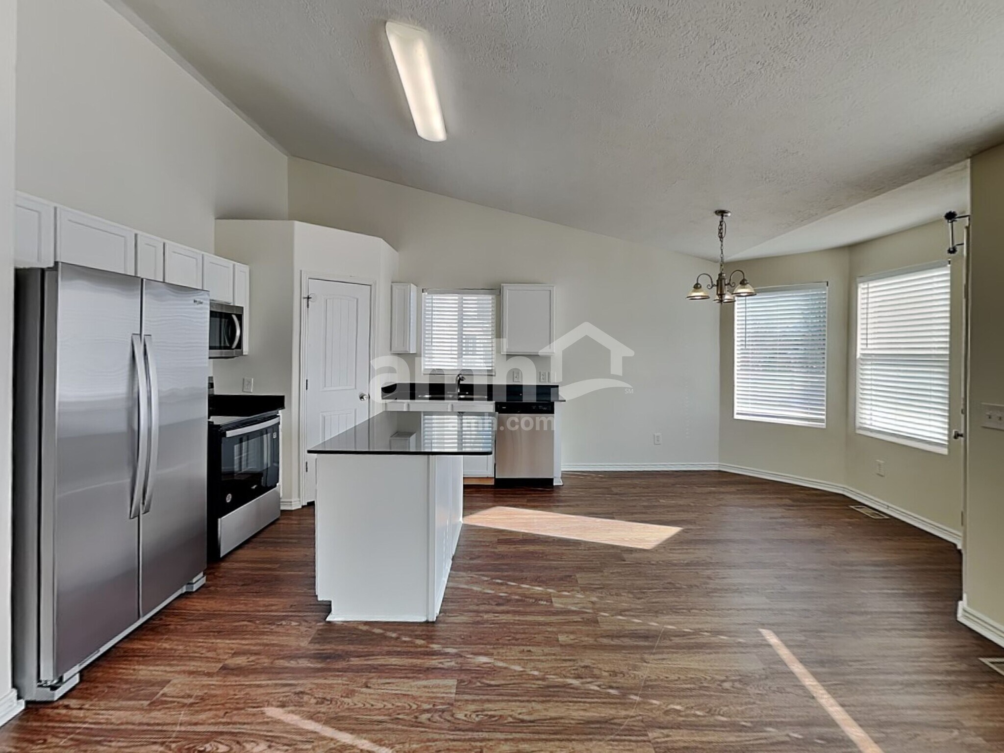 Building Photo - 7051 W Saw Timber Way