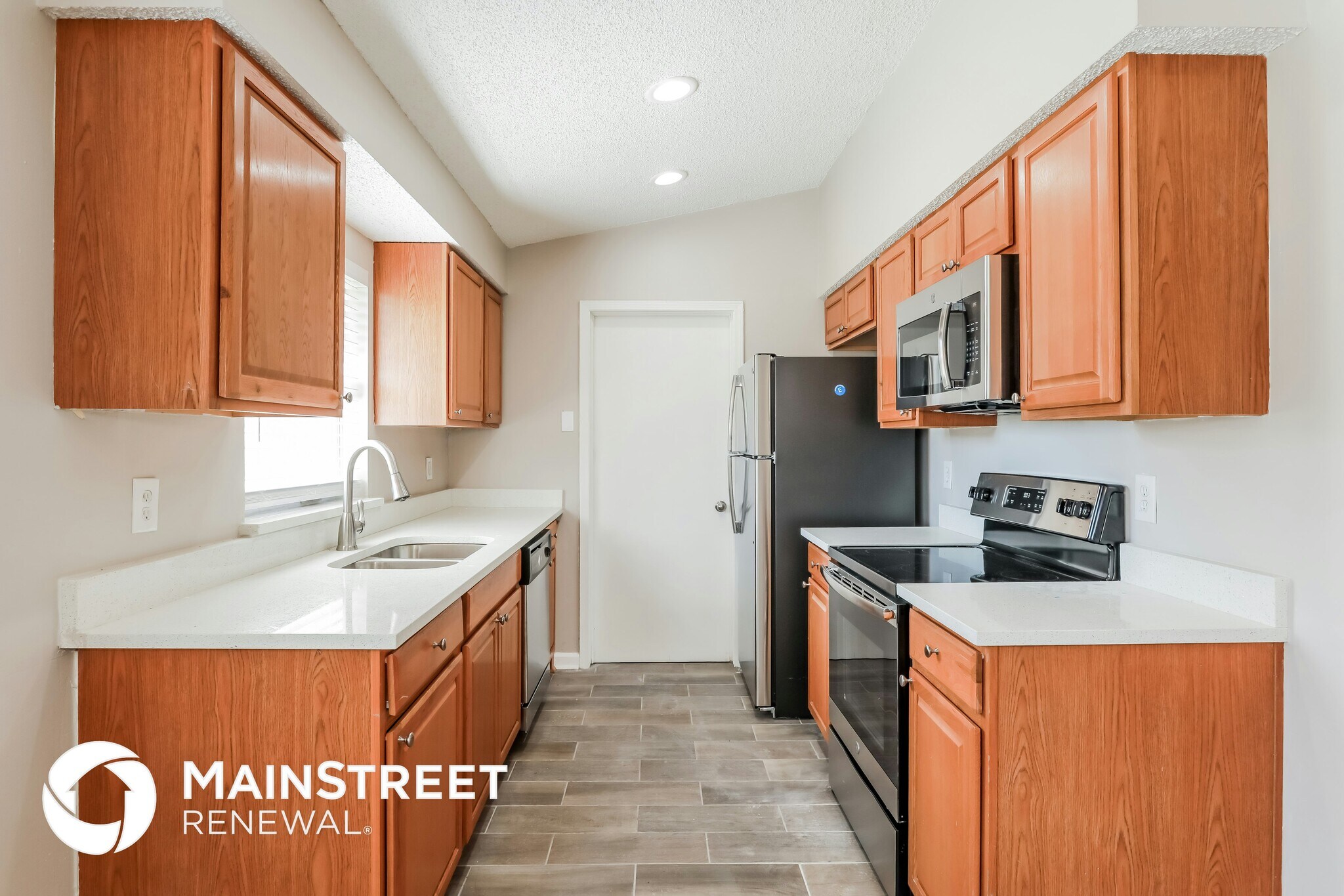 Building Photo - 1693 Susan Dr