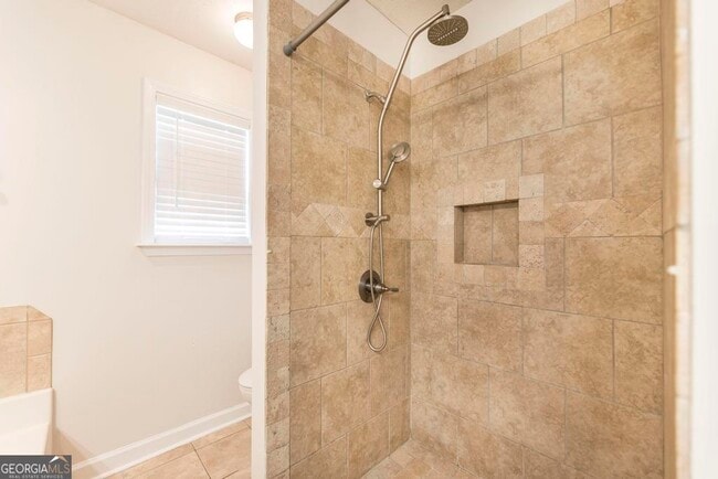 Building Photo - 215 Wingfield Way