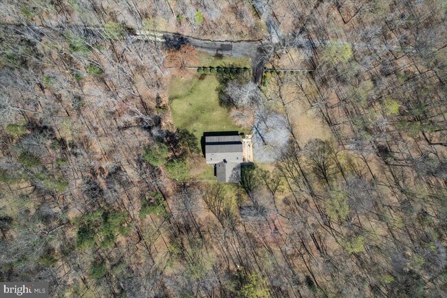 Building Photo - 2200 Blanchard Pl