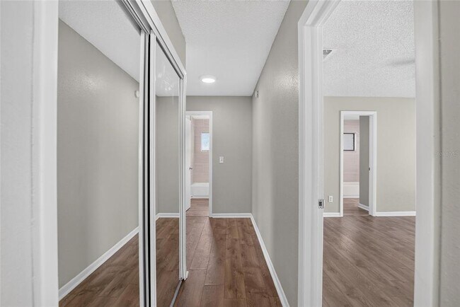Building Photo - 1206 Sail Way