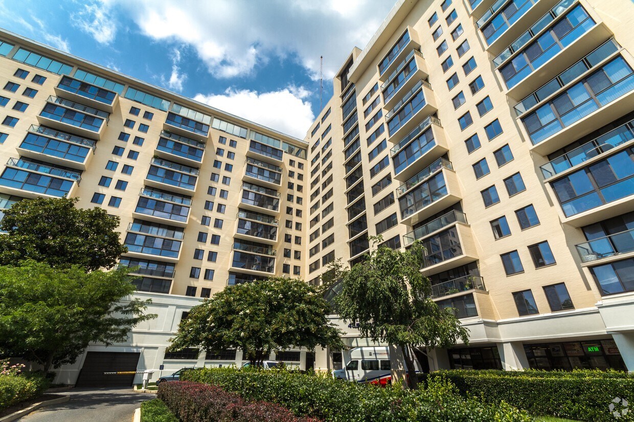 Triangle Towers Bethesda Md Apartment Finder