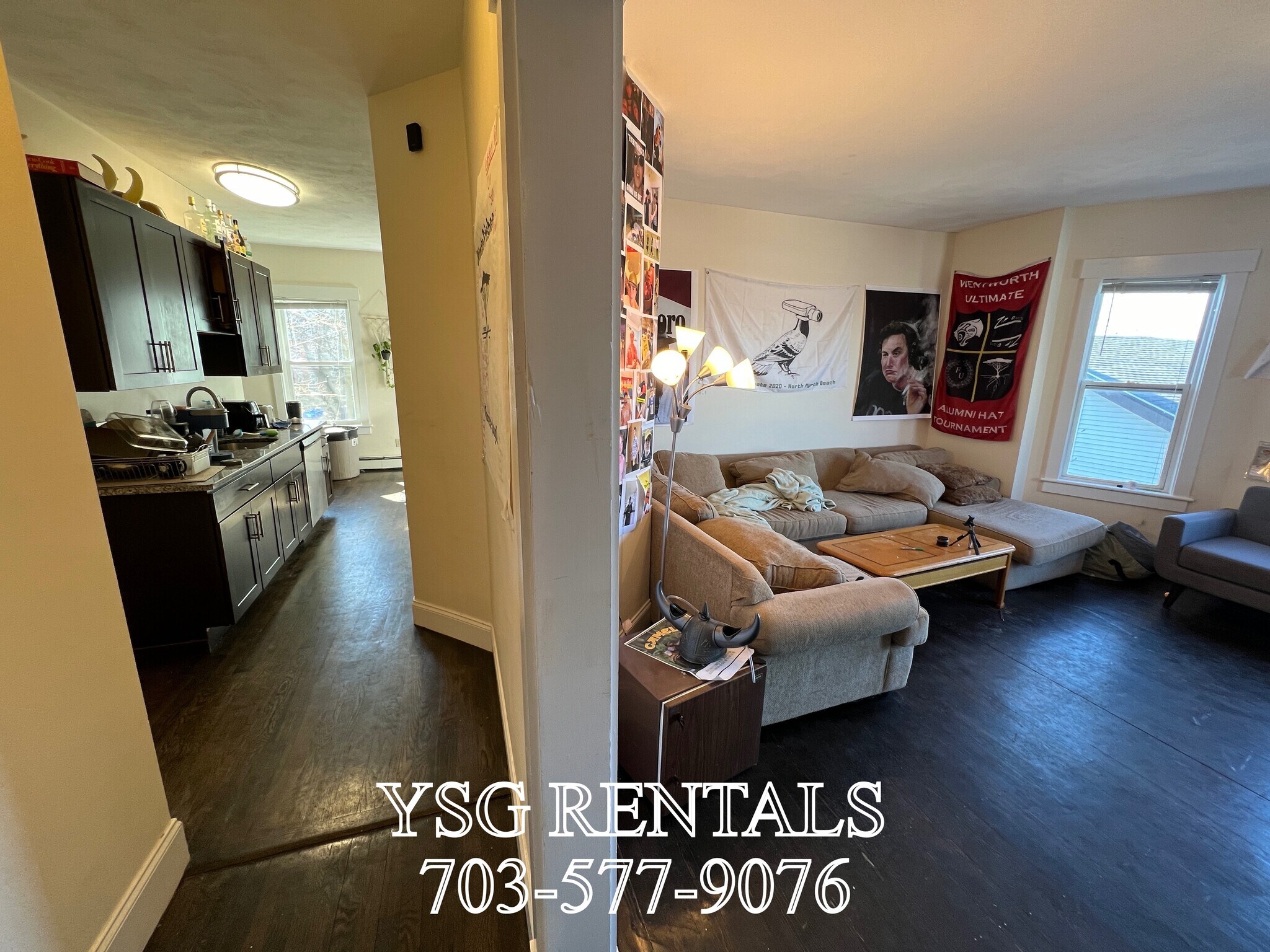 Building Photo - 4 Romar Ter