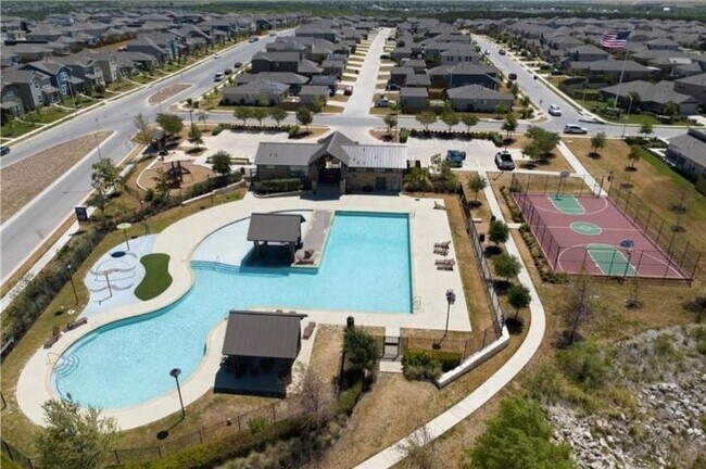 Building Photo - 10805 Meris Ln