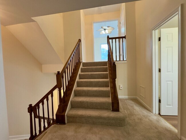 Building Photo - Charming 4 Bedroom/3.5 Bathroom Townhome in Cedarwood Estates, Pikesville, MD!