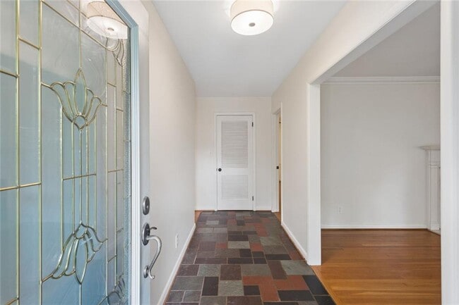 Building Photo - 4775 Merlendale Ct NW