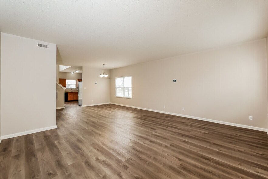 Building Photo - 5742 Twin River Ln