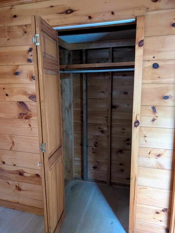 Building Photo - 27 Carrier Ln