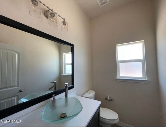 Building Photo - 420 Villa Socorro Pl