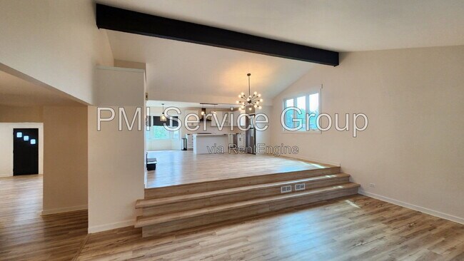 Building Photo - 7749 Lyman Ave