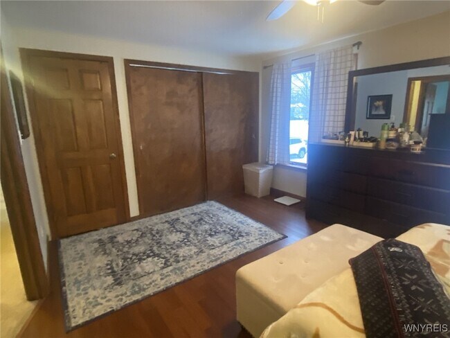 Building Photo - 36 Altair Dr