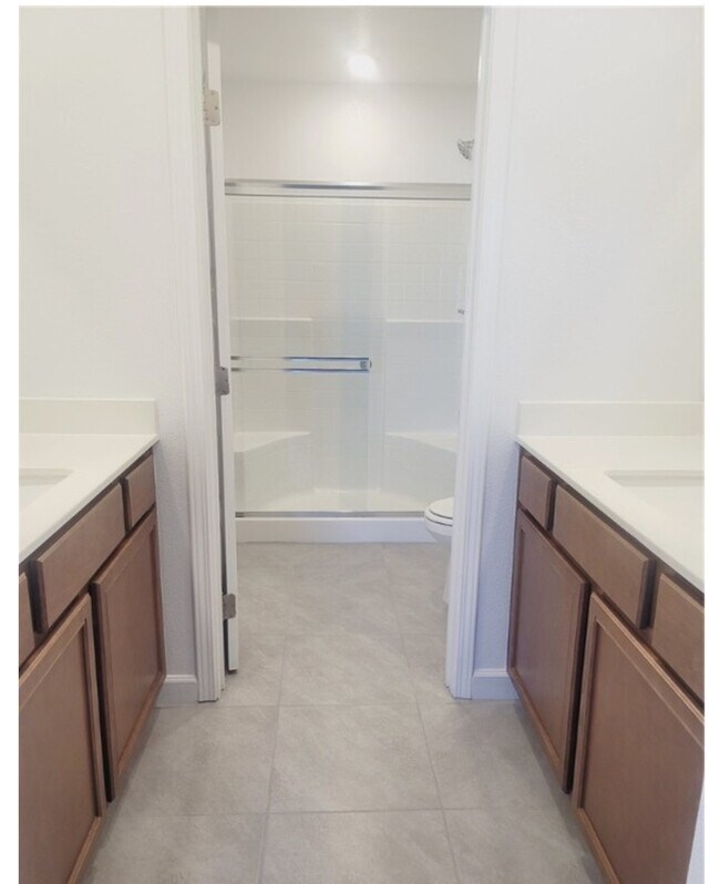 Building Photo - 3538 Arcadian King Ave