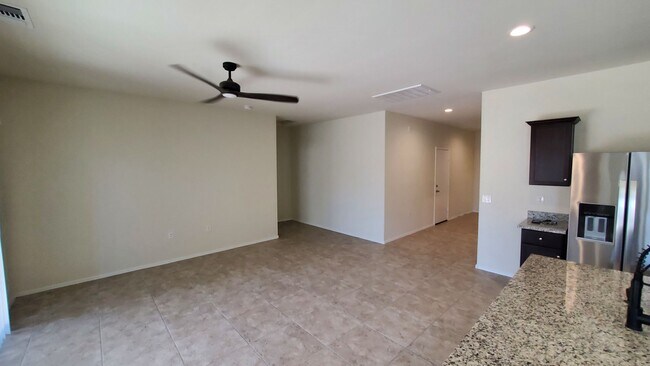 Building Photo - 19 solar panels for low electric bill!