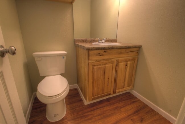 Building Photo - 4311 Marcell Cir W