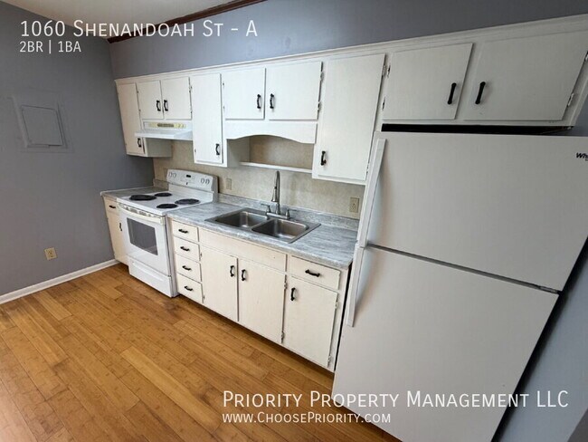 Building Photo - 1060 Shenandoah St