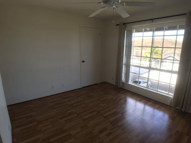 Building Photo - Makakilo Cliffs 2 BD, 2BA, 2PK