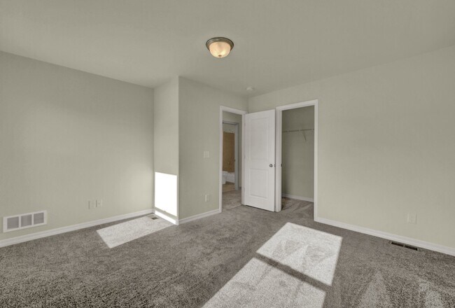 Building Photo - 6241 Felsite Grv