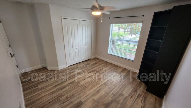 Building Photo - 11404 Holmbridge Ln