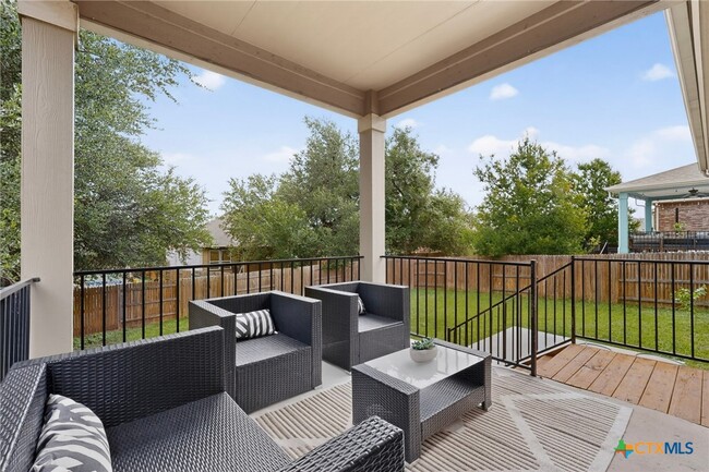 Building Photo - 429 Sheepshank Dr