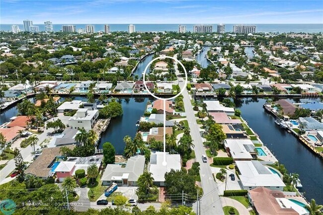 Building Photo - 2801 NE 59th St