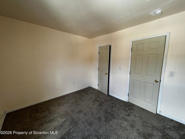 Building Photo - 23 Richmond St