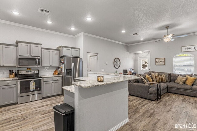Building Photo - 306 Driftwood Dr