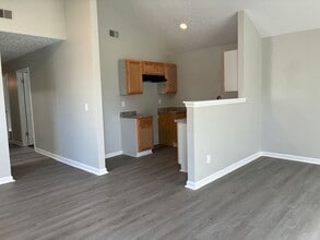Building Photo - Cozy Ranch in Shawnee