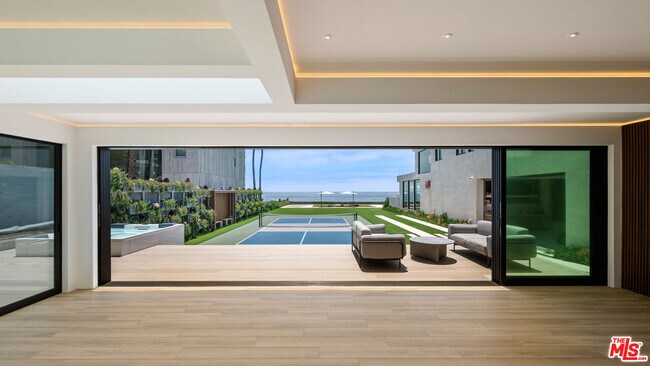 Building Photo - 31100 Broad Beach Rd